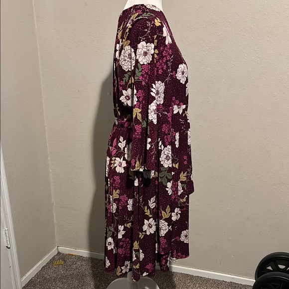 Torrid Burgundy Floral 3/4 Sleeve Dress - Picture 4 of 7
